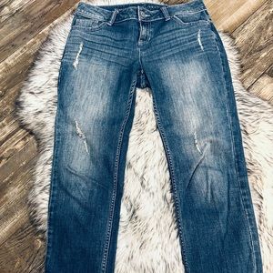 Simply Vera Distressed Jeans